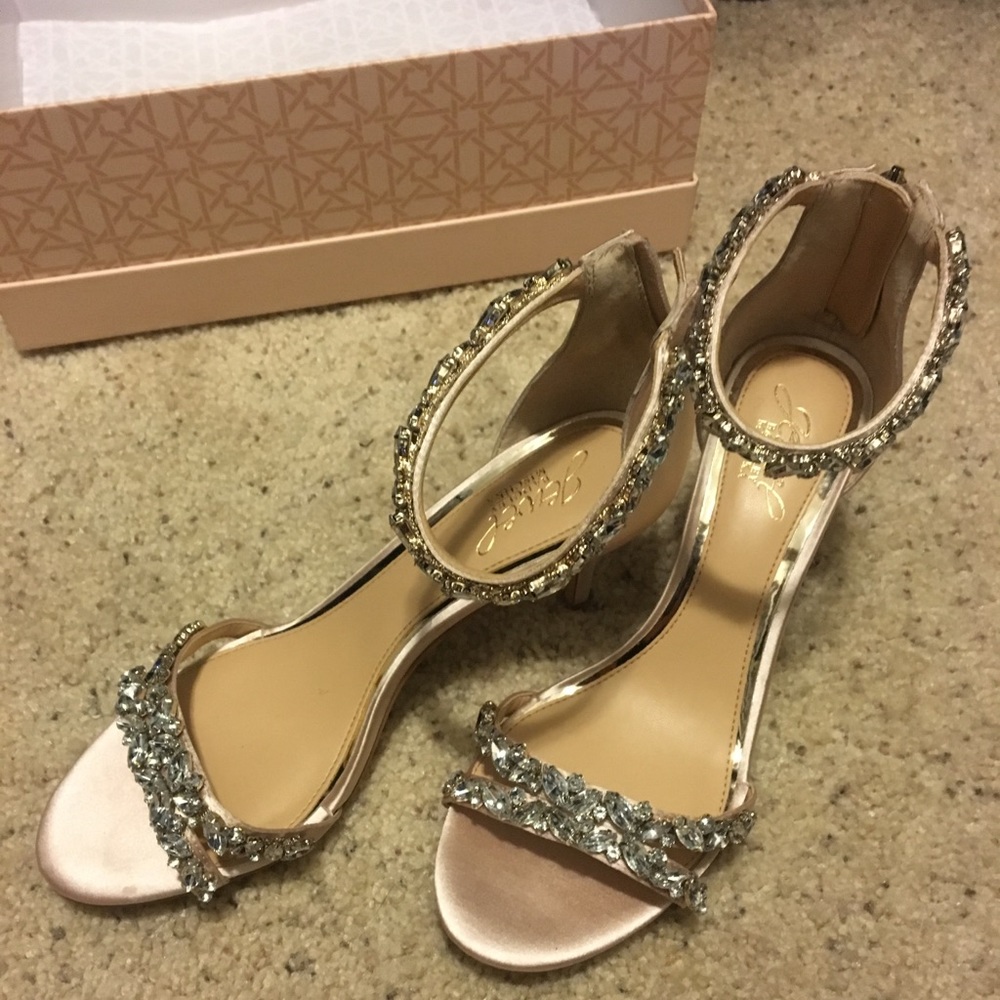JEWEL By Badgley Mischka's Caroline sandals